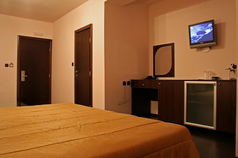 Hotel Finix Sandanski Room photo